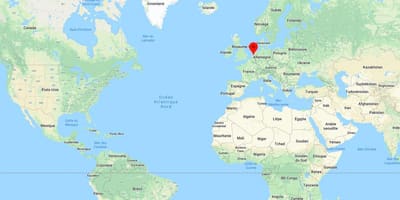 Mapa świata pokazująca Amsterdam